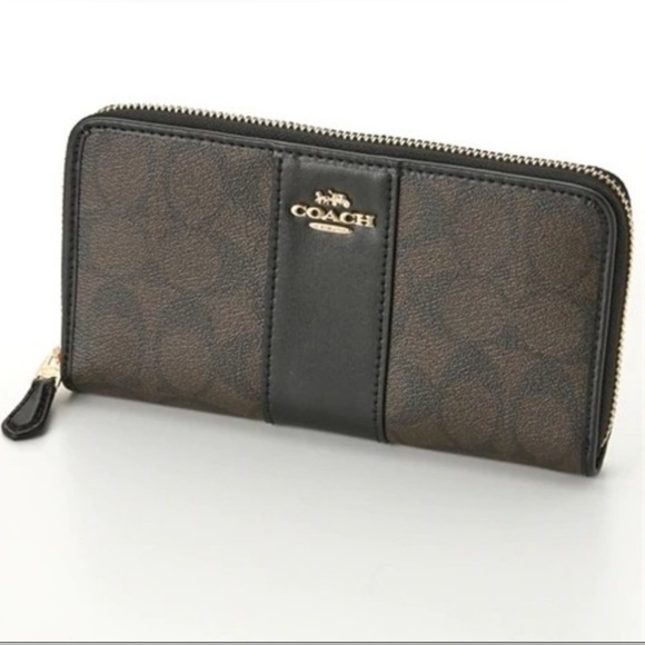 EUC- COACH Zip Around Long Wallet - Picture 1 of 12